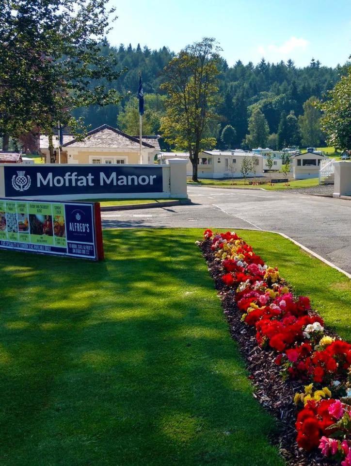 Moffat Manor Holiday Park Beattock Exterior photo